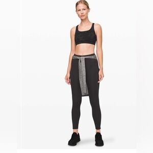 Like new $128 Lululemon Black Fast and Free Tight II 25" Leggings